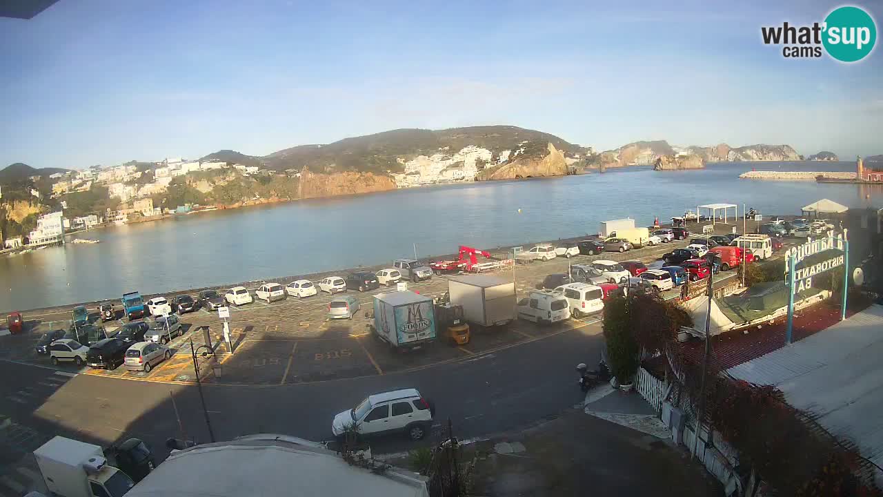Pristanišče Ponza spletna kamera – Otok Ponza
