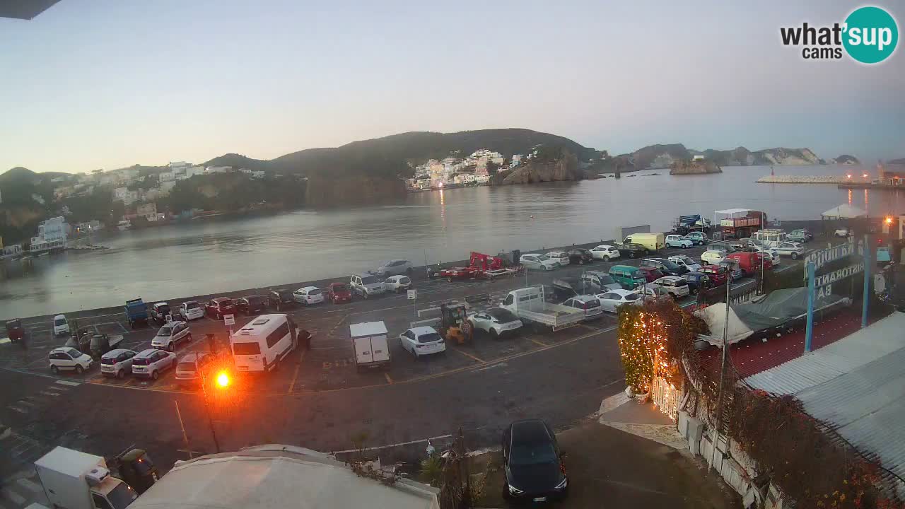 Insel Ponza Hafen webcam – Italien