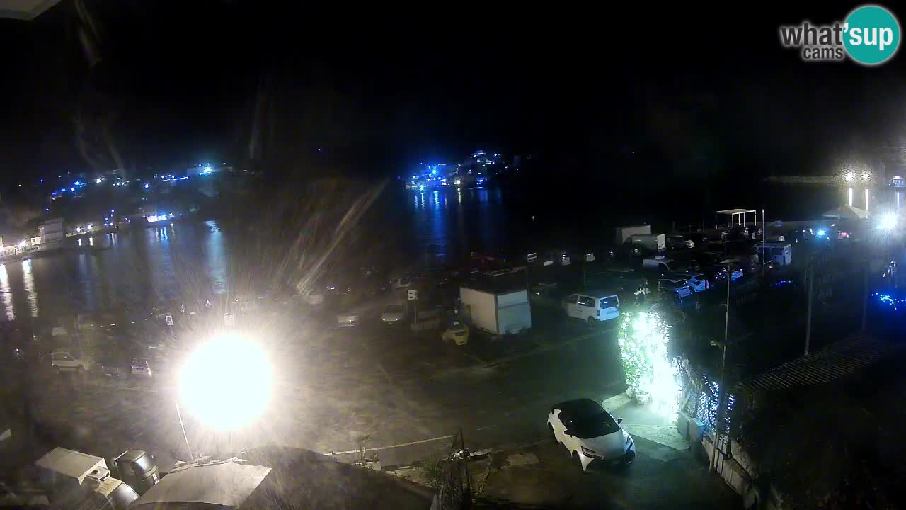 Pristanišče Ponza spletna kamera – Otok Ponza