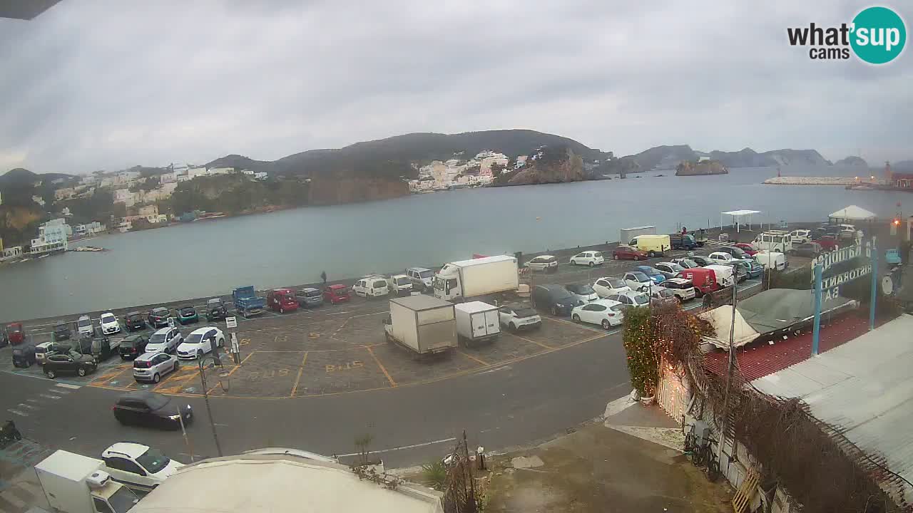Pristanišče Ponza spletna kamera – Otok Ponza