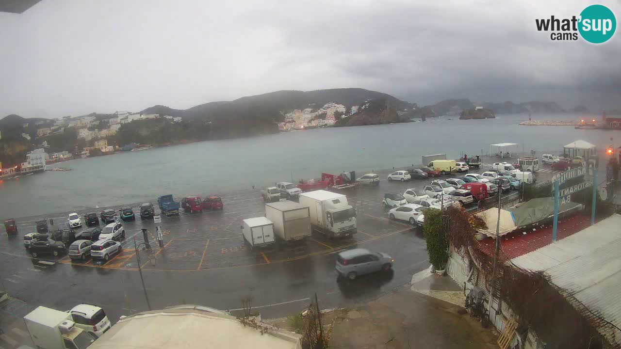 Insel Ponza Hafen webcam – Italien