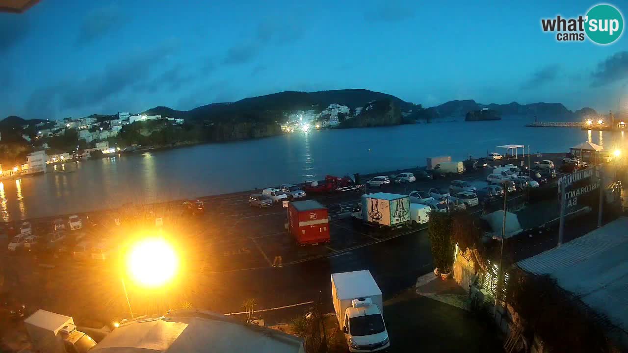 Insel Ponza Hafen webcam – Italien