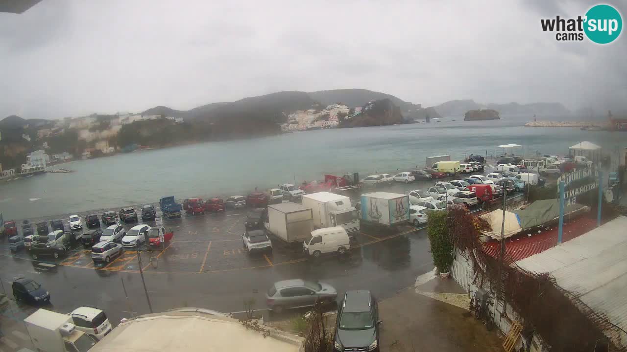 Pristanišče Ponza spletna kamera – Otok Ponza