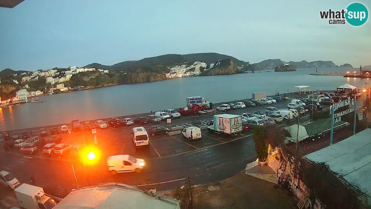 Insel Ponza Hafen webcam – Italien