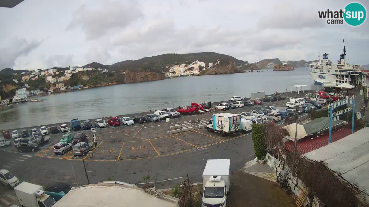Pristanišče Ponza spletna kamera – Otok Ponza