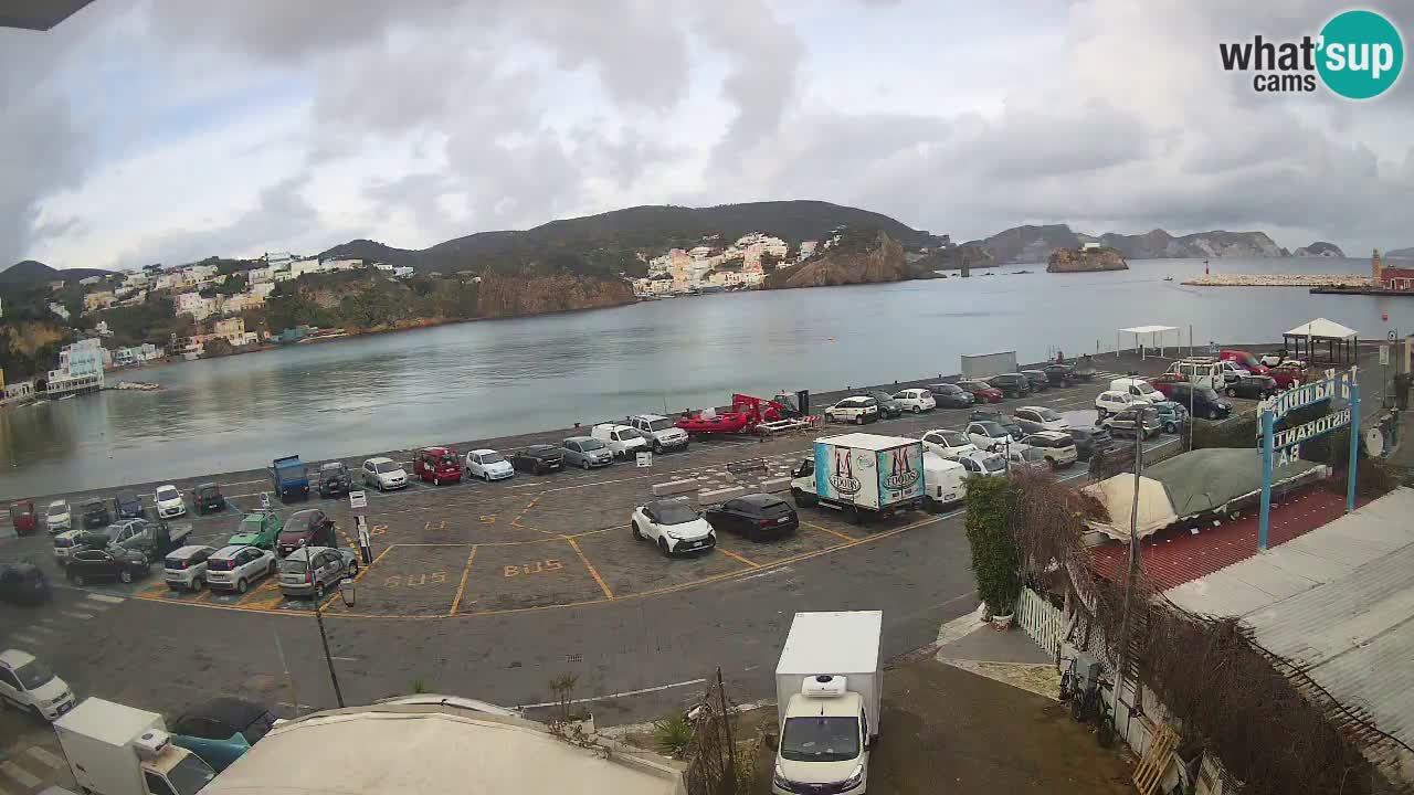 Insel Ponza Hafen webcam – Italien