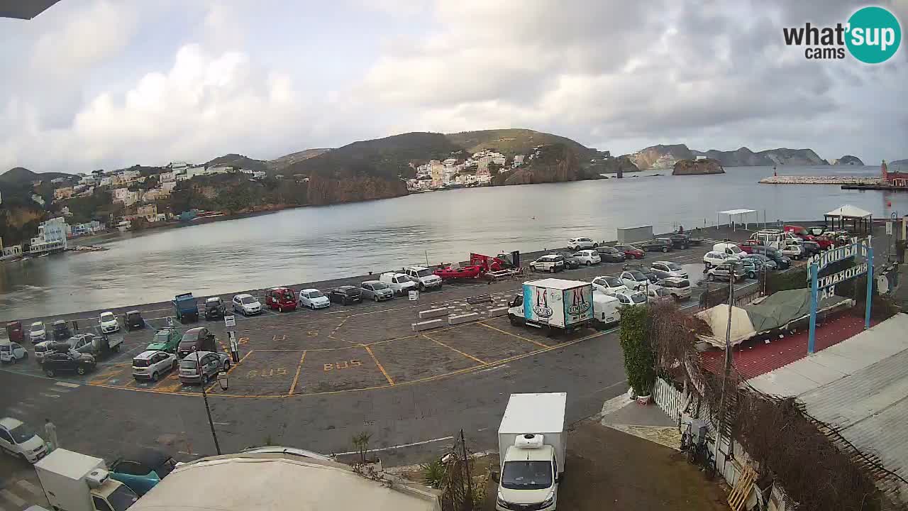 Pristanišče Ponza spletna kamera – Otok Ponza