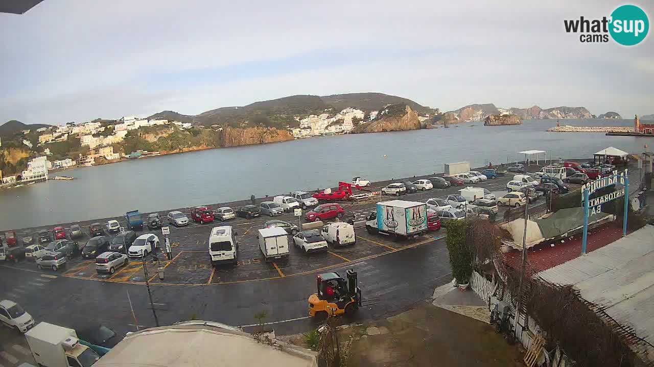 Insel Ponza Hafen webcam – Italien