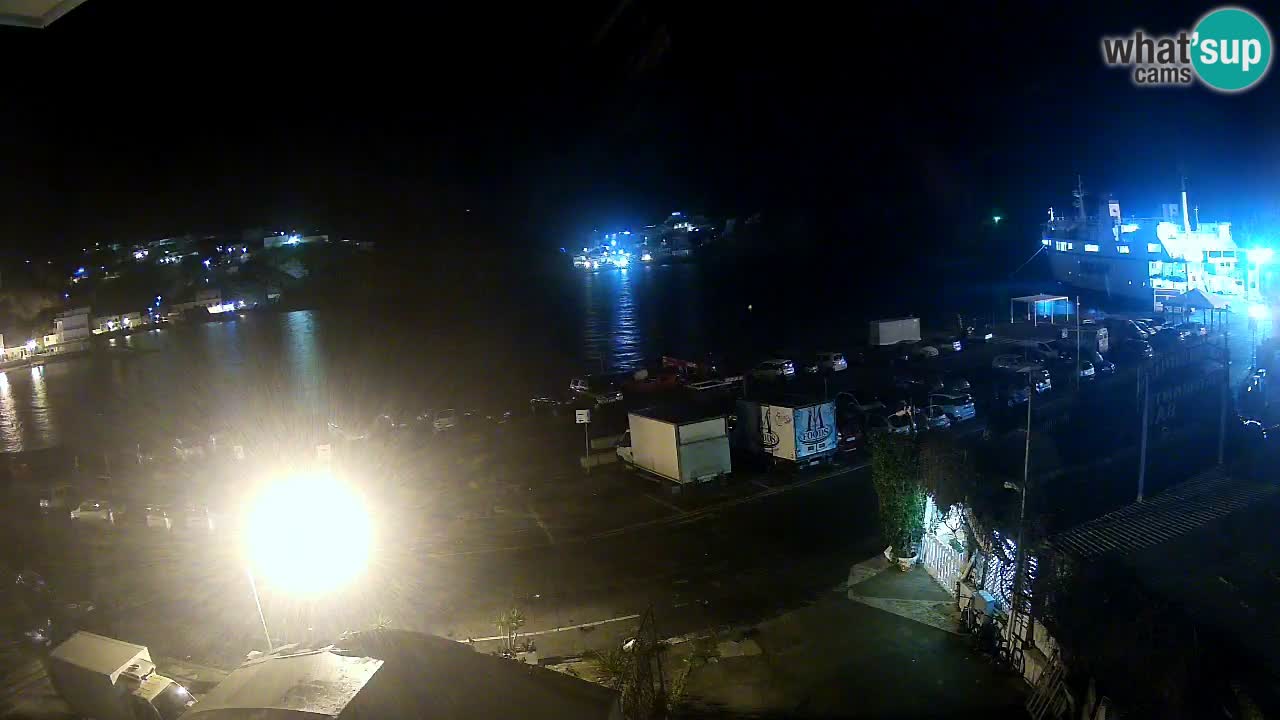 Pristanišče Ponza spletna kamera – Otok Ponza