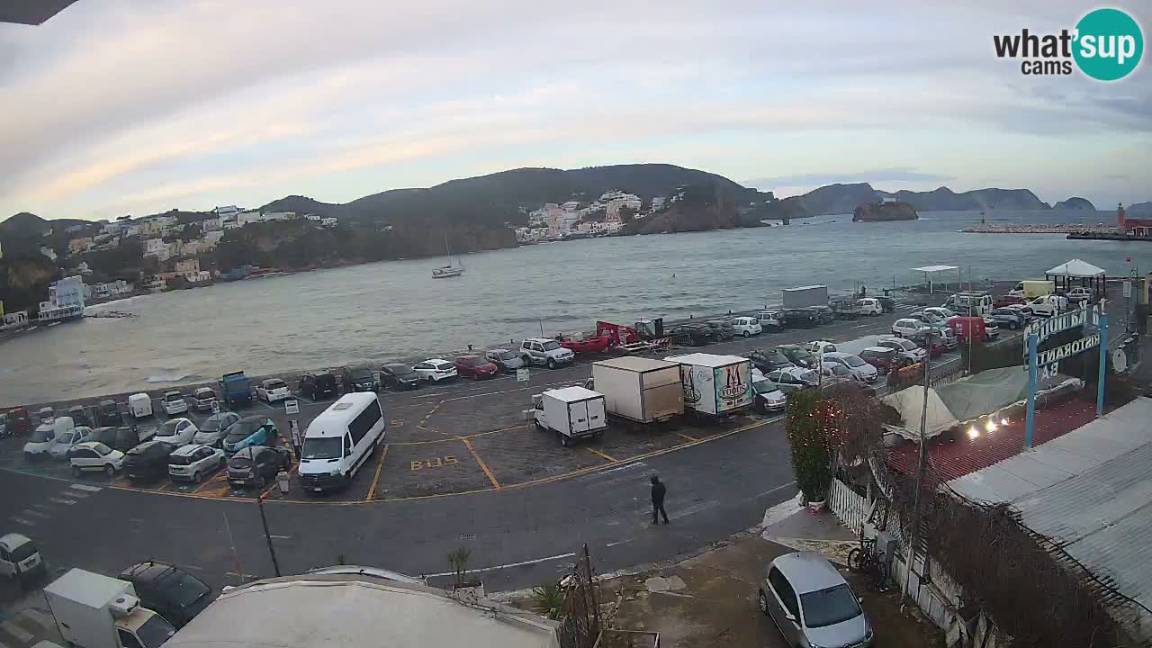 Insel Ponza Hafen webcam – Italien