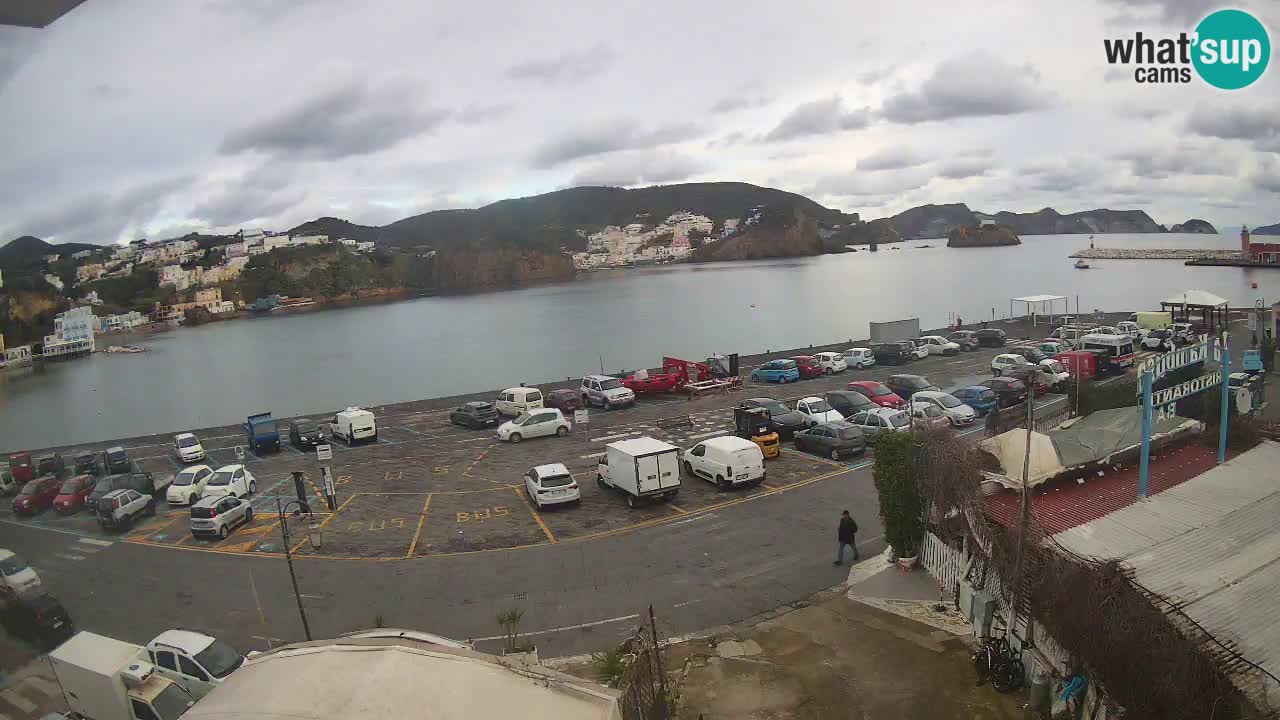 Pristanišče Ponza spletna kamera – Otok Ponza