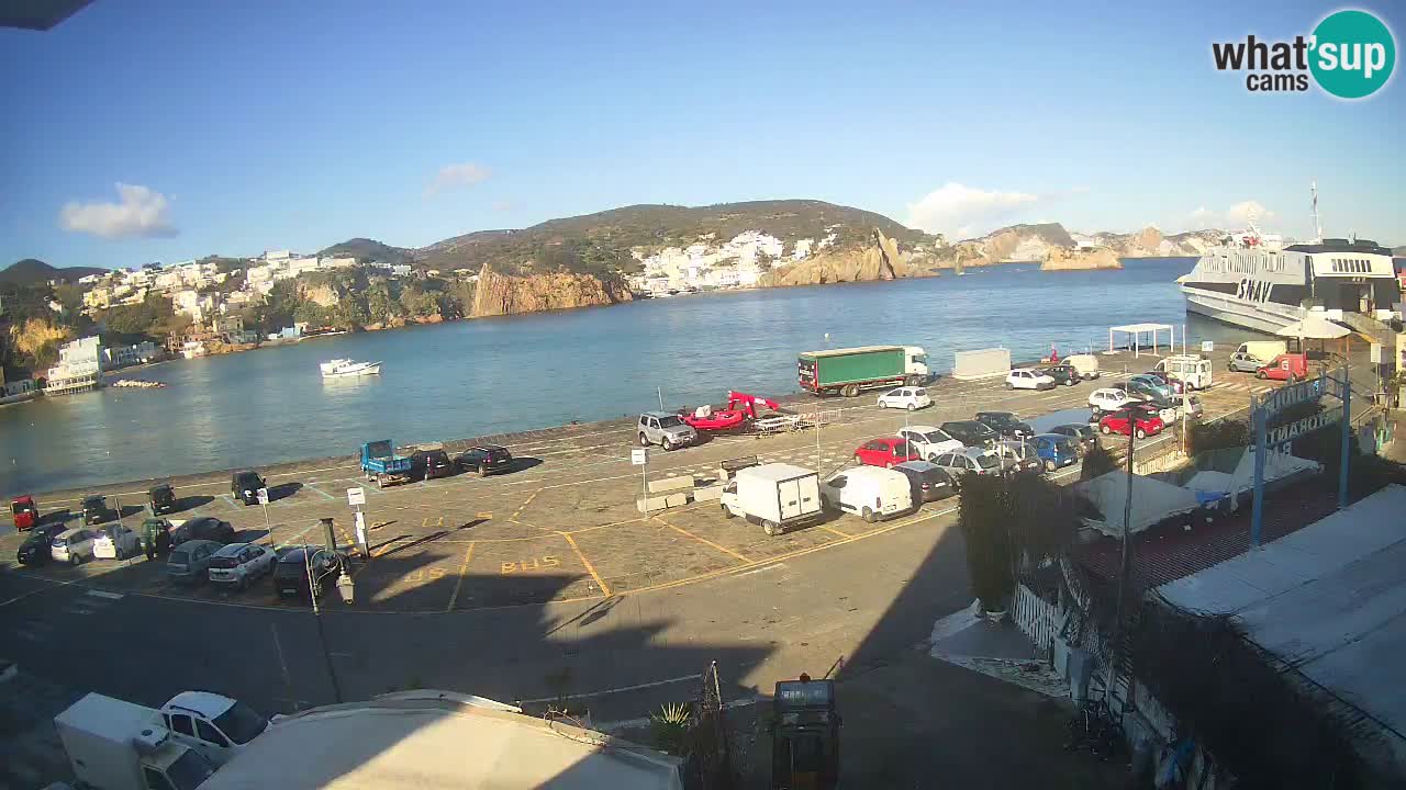 Pristanišče Ponza spletna kamera – Otok Ponza
