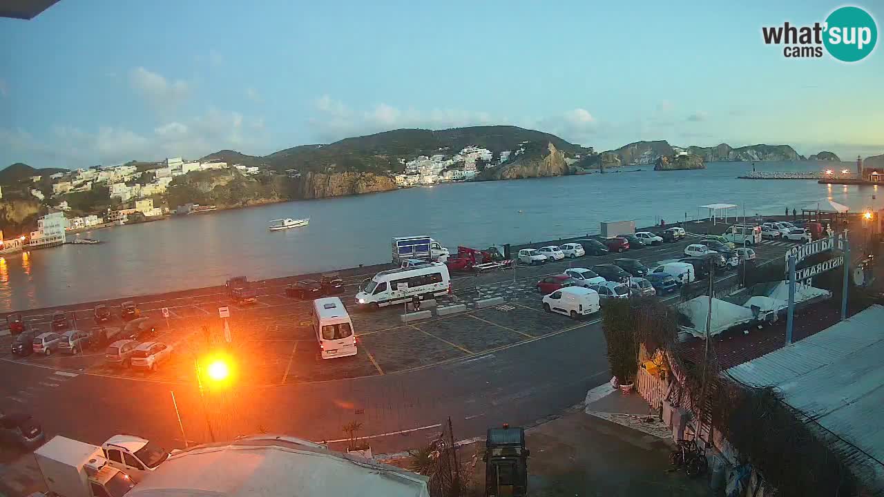 Insel Ponza Hafen webcam – Italien