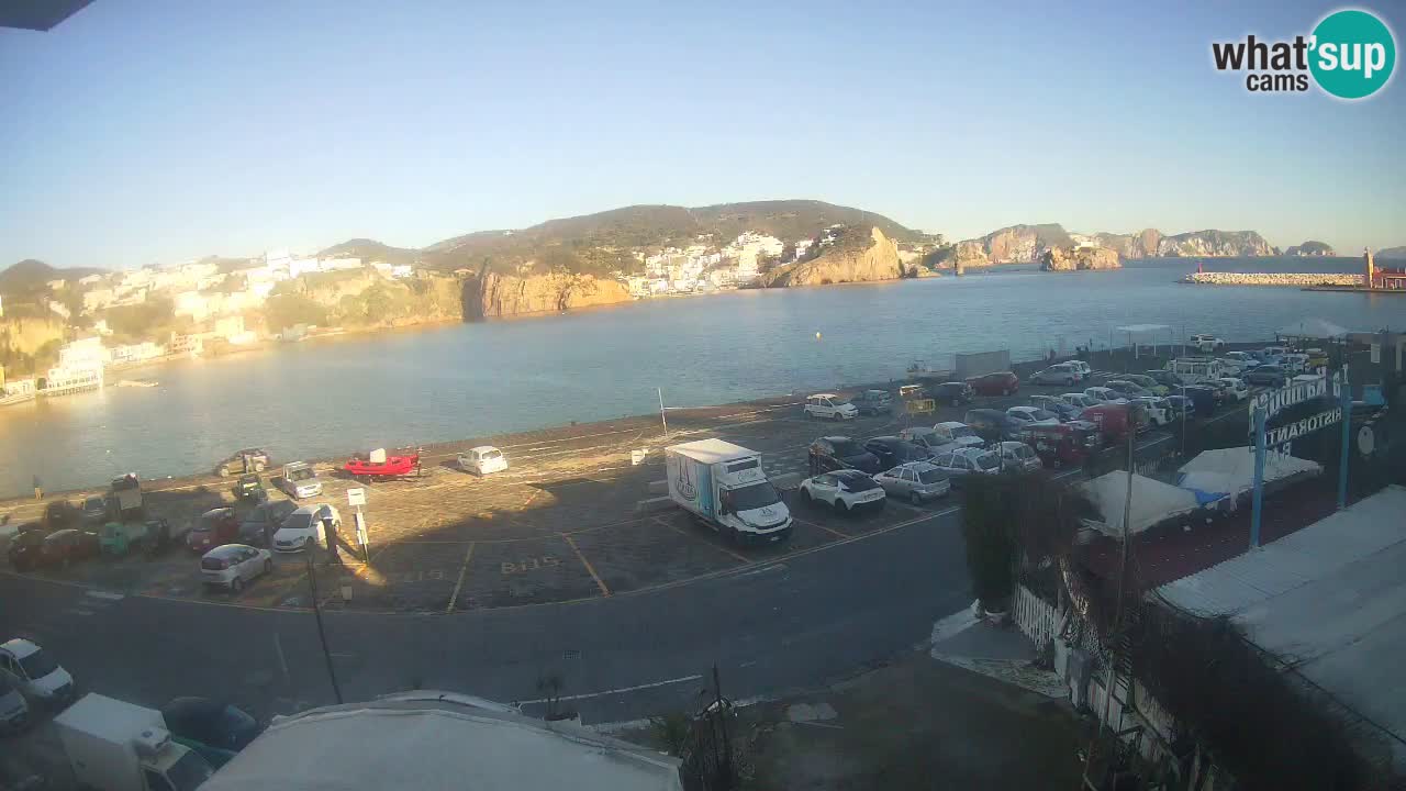 Pristanišče Ponza spletna kamera – Otok Ponza