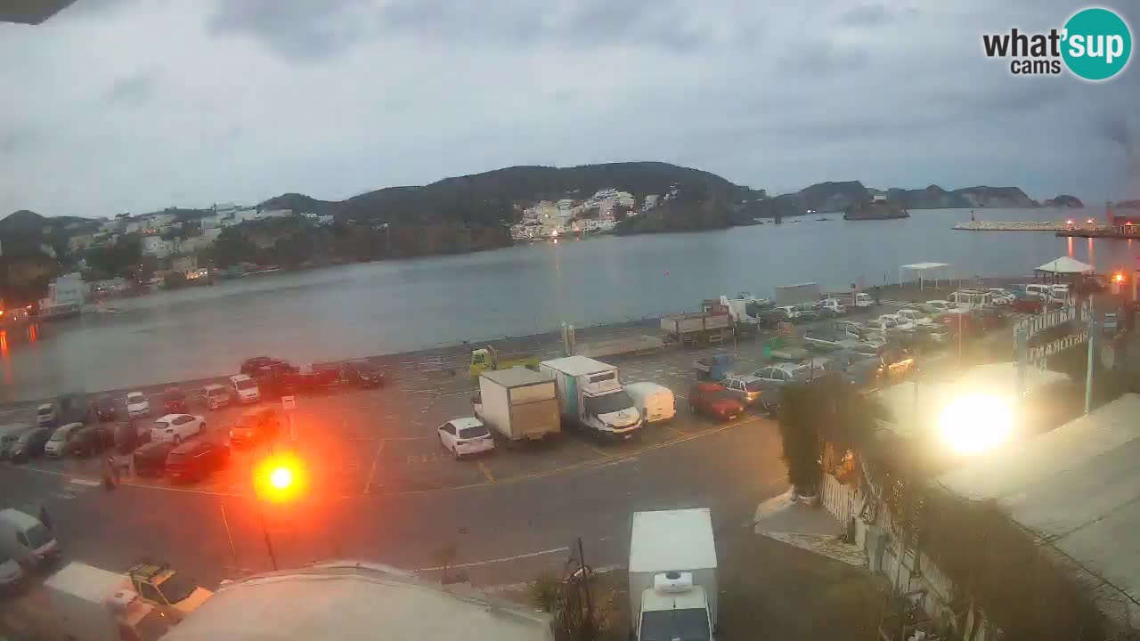 Pristanišče Ponza spletna kamera – Otok Ponza