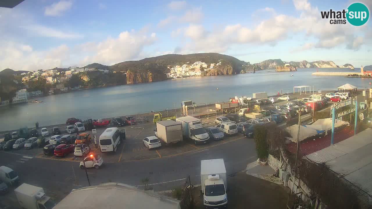 Insel Ponza Hafen webcam – Italien