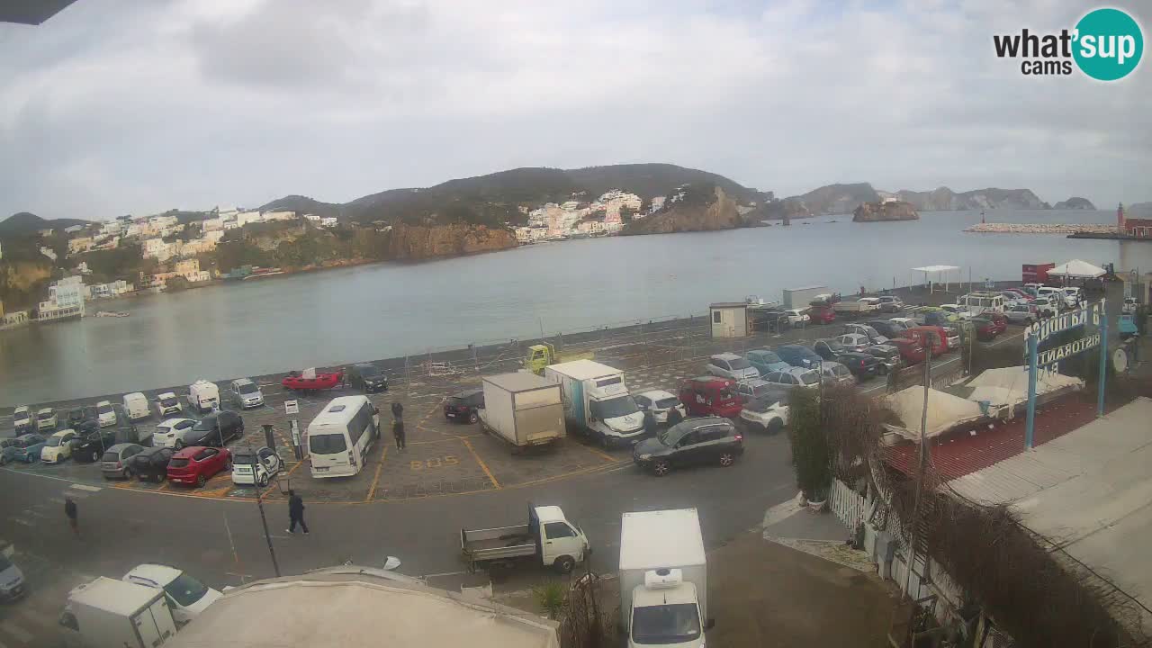 Pristanišče Ponza spletna kamera – Otok Ponza