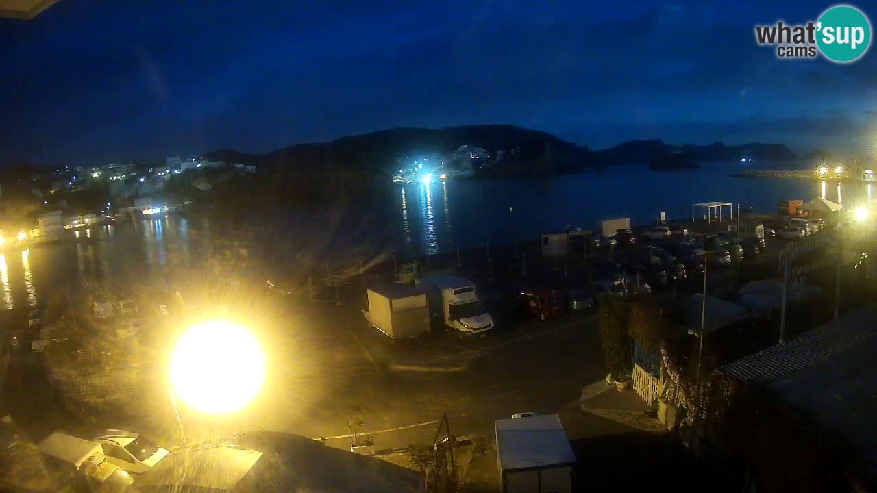 Pristanišče Ponza spletna kamera – Otok Ponza