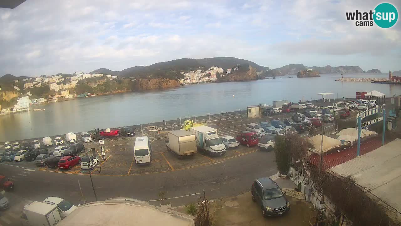 Pristanišče Ponza spletna kamera – Otok Ponza