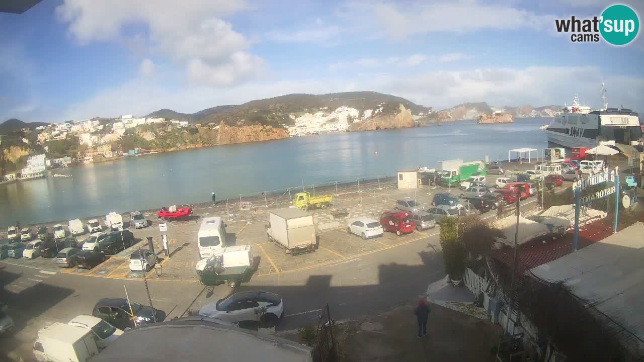 Pristanišče Ponza spletna kamera – Otok Ponza