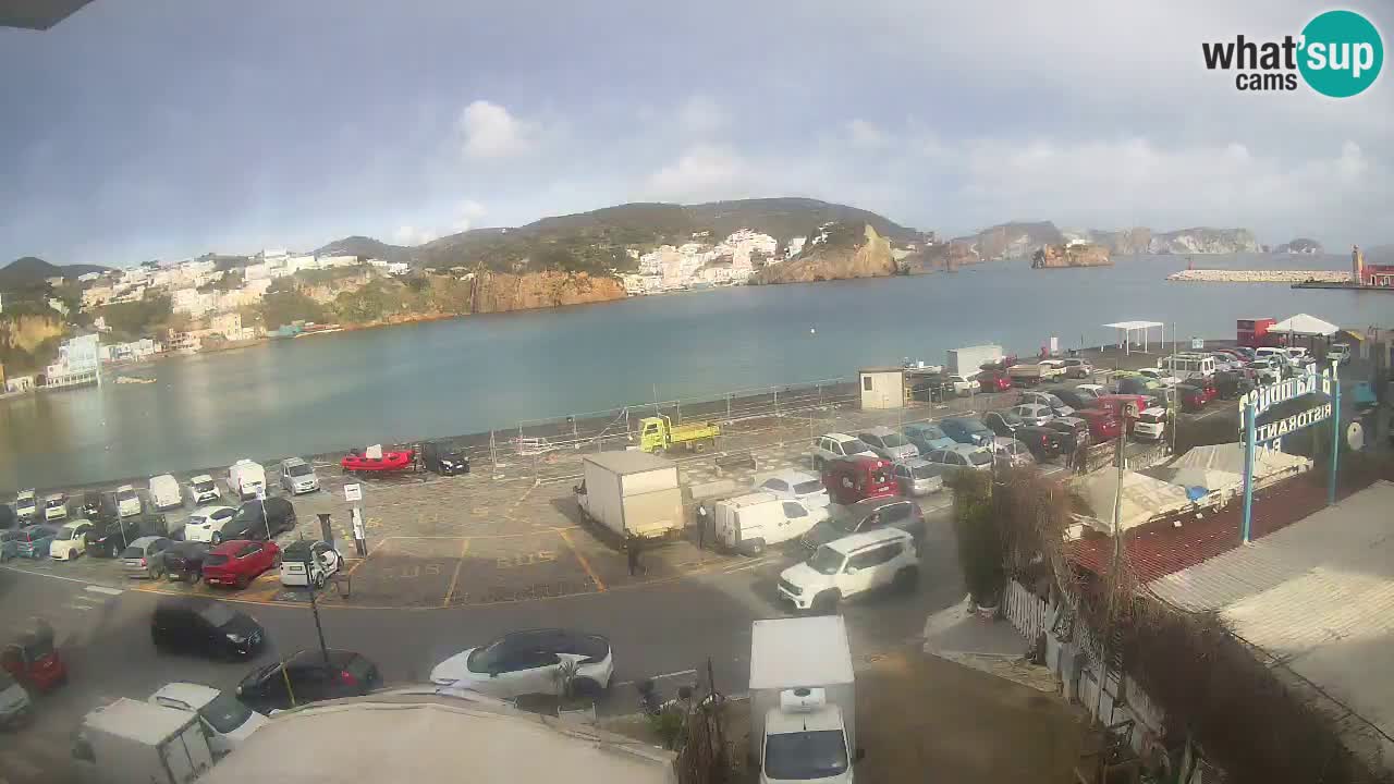 Pristanišče Ponza spletna kamera – Otok Ponza
