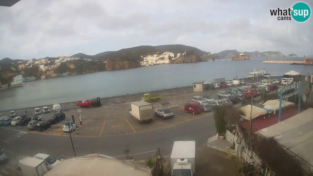 Insel Ponza Hafen webcam – Italien