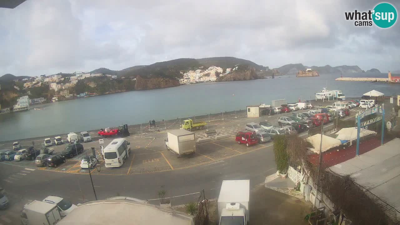 Insel Ponza Hafen webcam – Italien