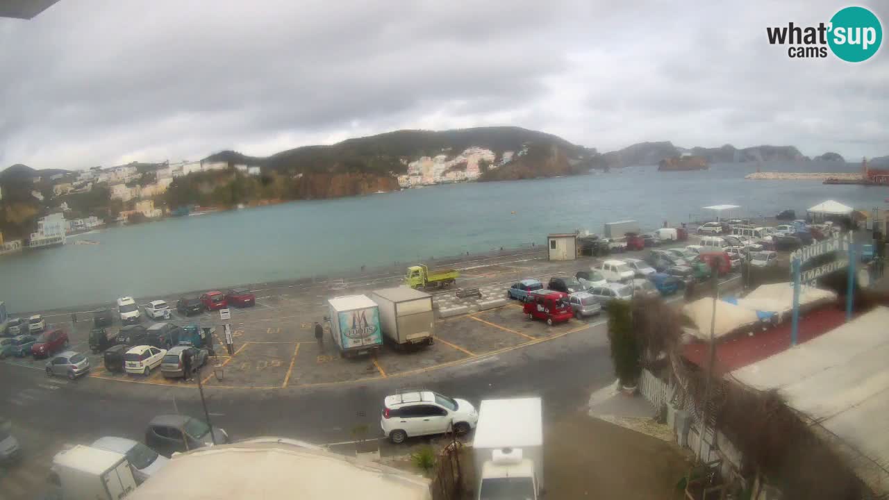 Insel Ponza Hafen webcam – Italien
