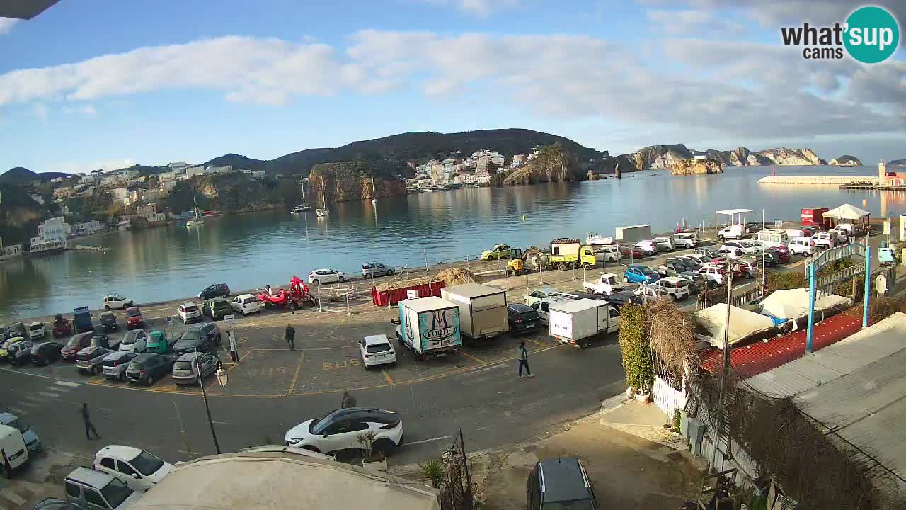 Insel Ponza Hafen webcam – Italien