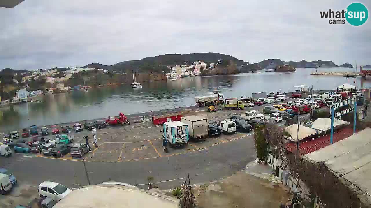 Insel Ponza Hafen webcam – Italien