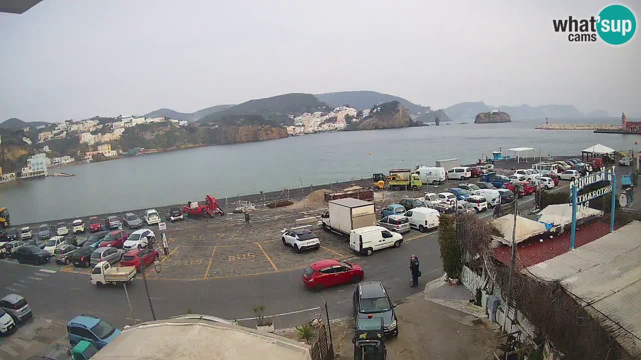 Pristanišče Ponza spletna kamera – Otok Ponza
