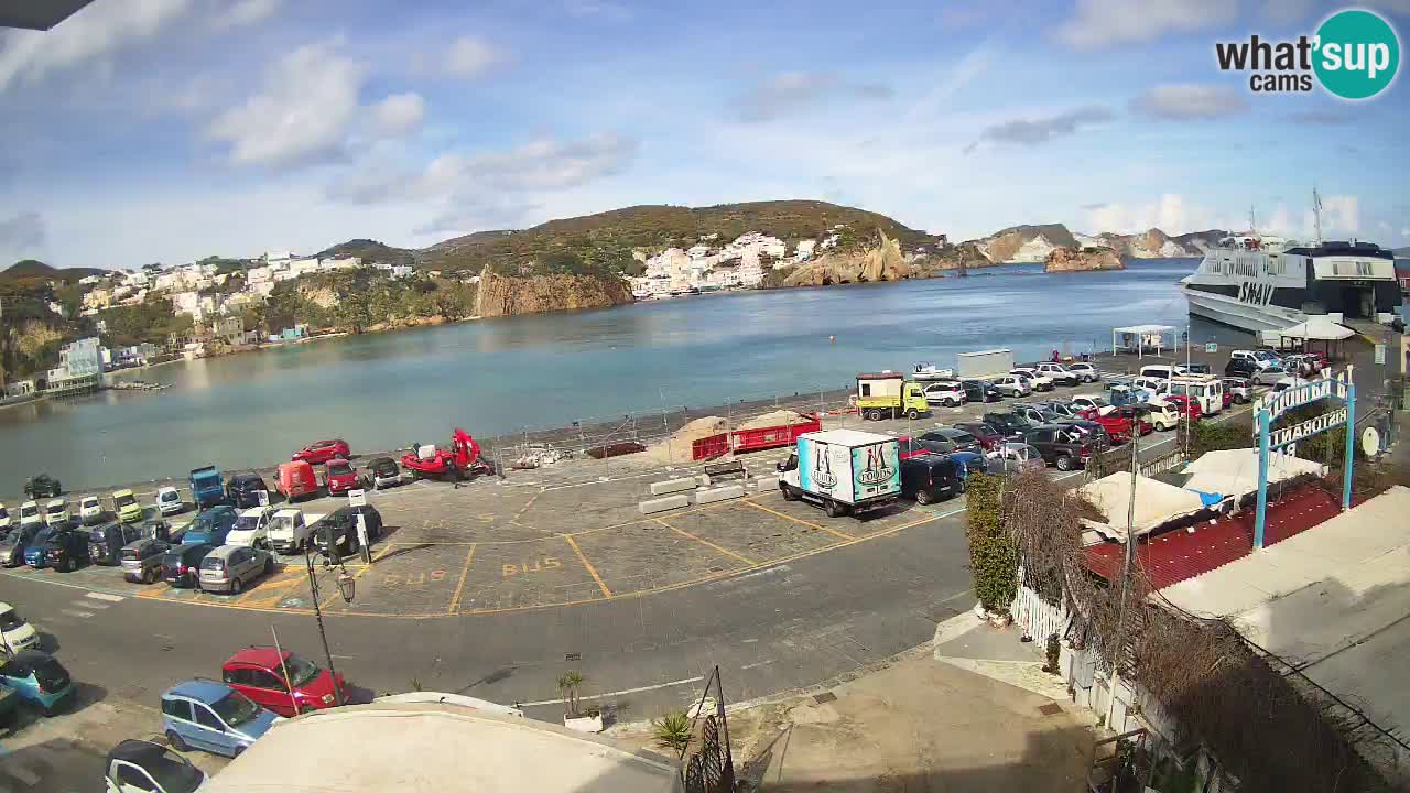 Pristanišče Ponza spletna kamera – Otok Ponza