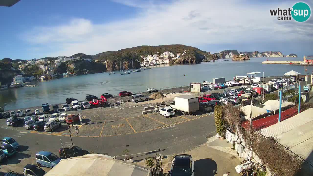 Insel Ponza Hafen webcam – Italien