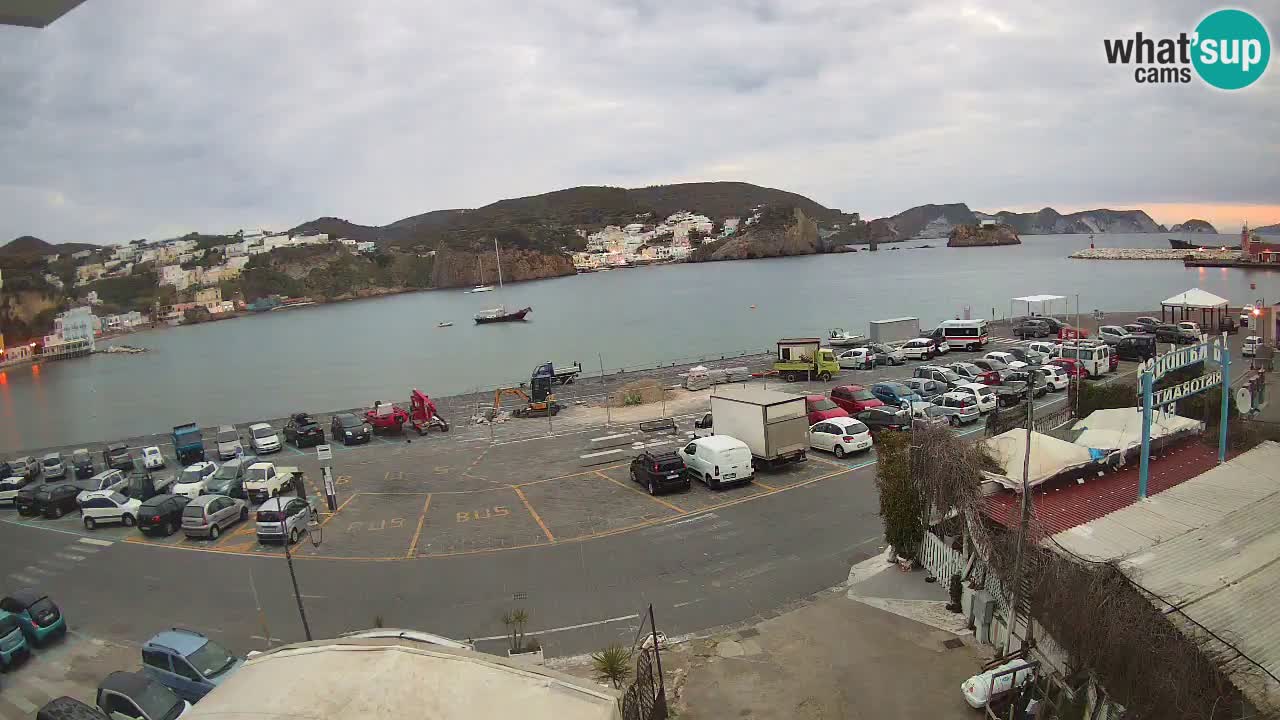 Insel Ponza Hafen webcam – Italien