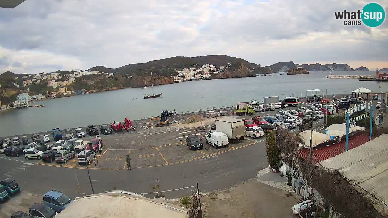 Insel Ponza Hafen webcam – Italien