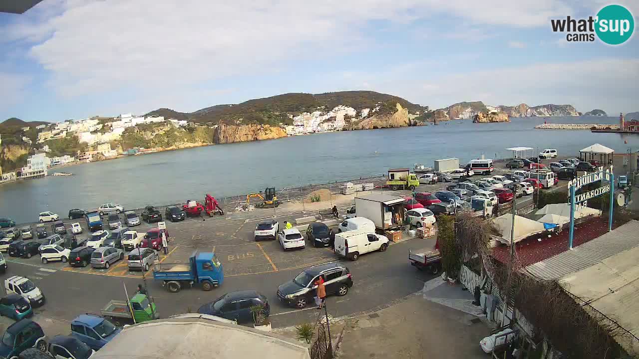 Pristanišče Ponza spletna kamera – Otok Ponza
