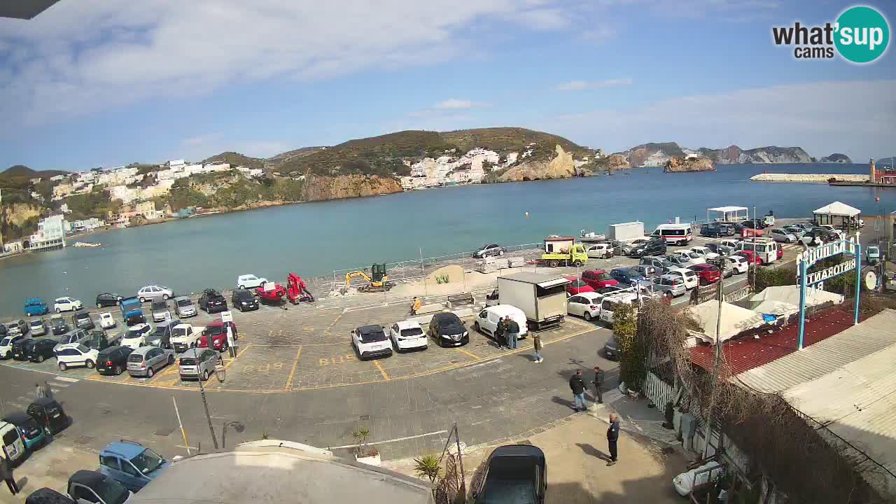 Pristanišče Ponza spletna kamera – Otok Ponza