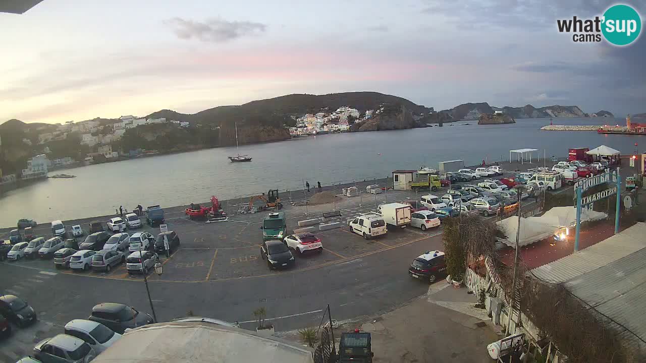 Insel Ponza Hafen webcam – Italien