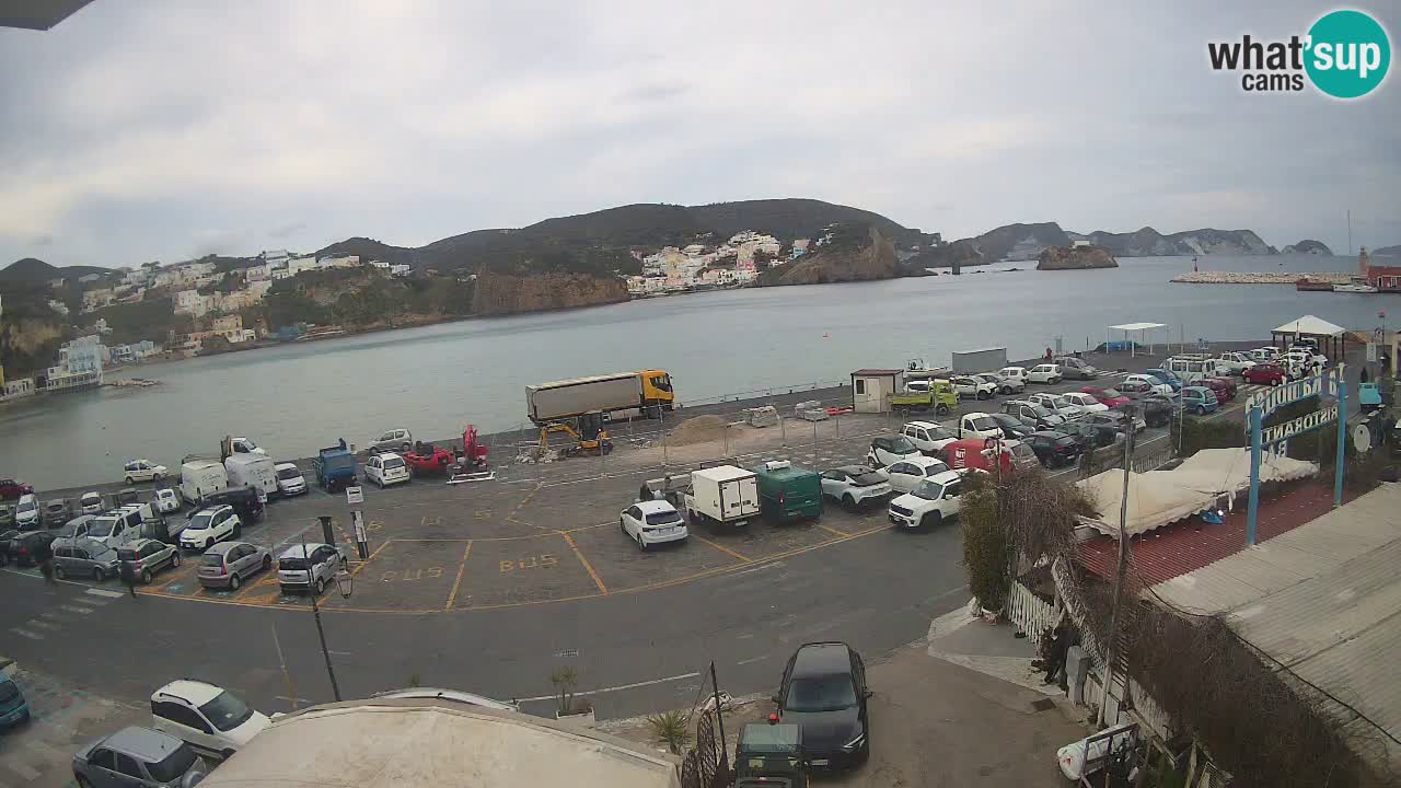 Pristanišče Ponza spletna kamera – Otok Ponza