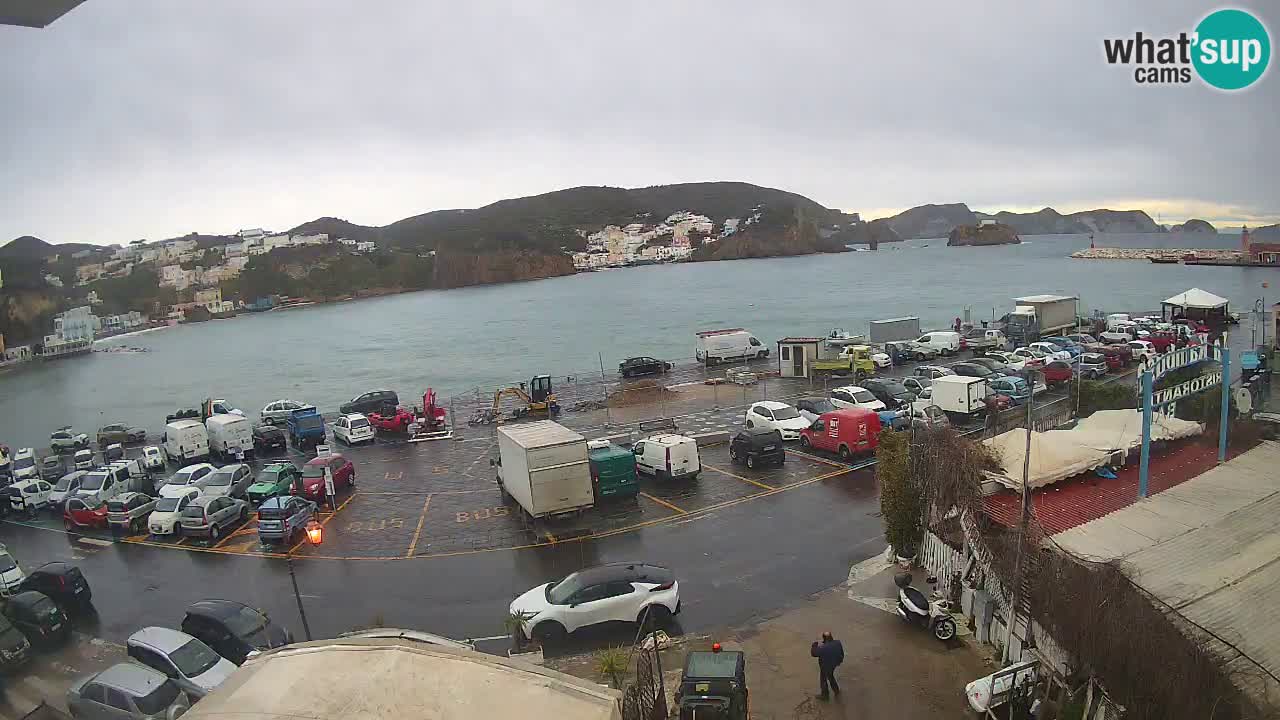 Pristanišče Ponza spletna kamera – Otok Ponza