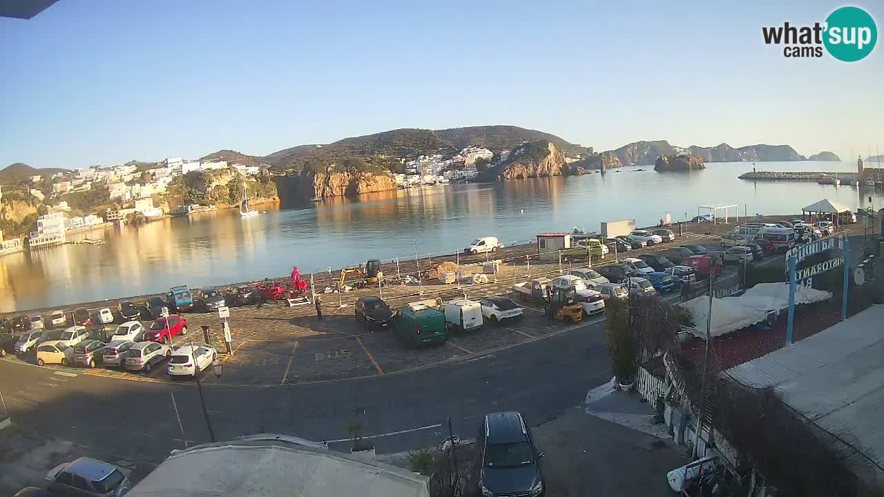 Pristanišče Ponza spletna kamera – Otok Ponza