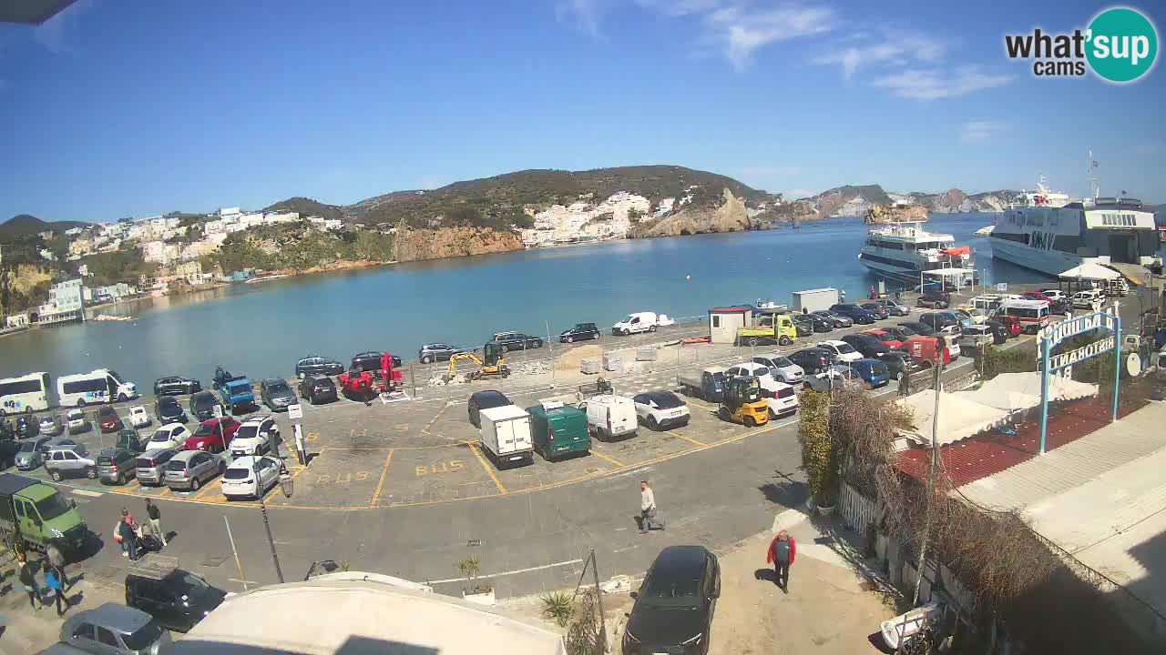 Pristanišče Ponza spletna kamera – Otok Ponza