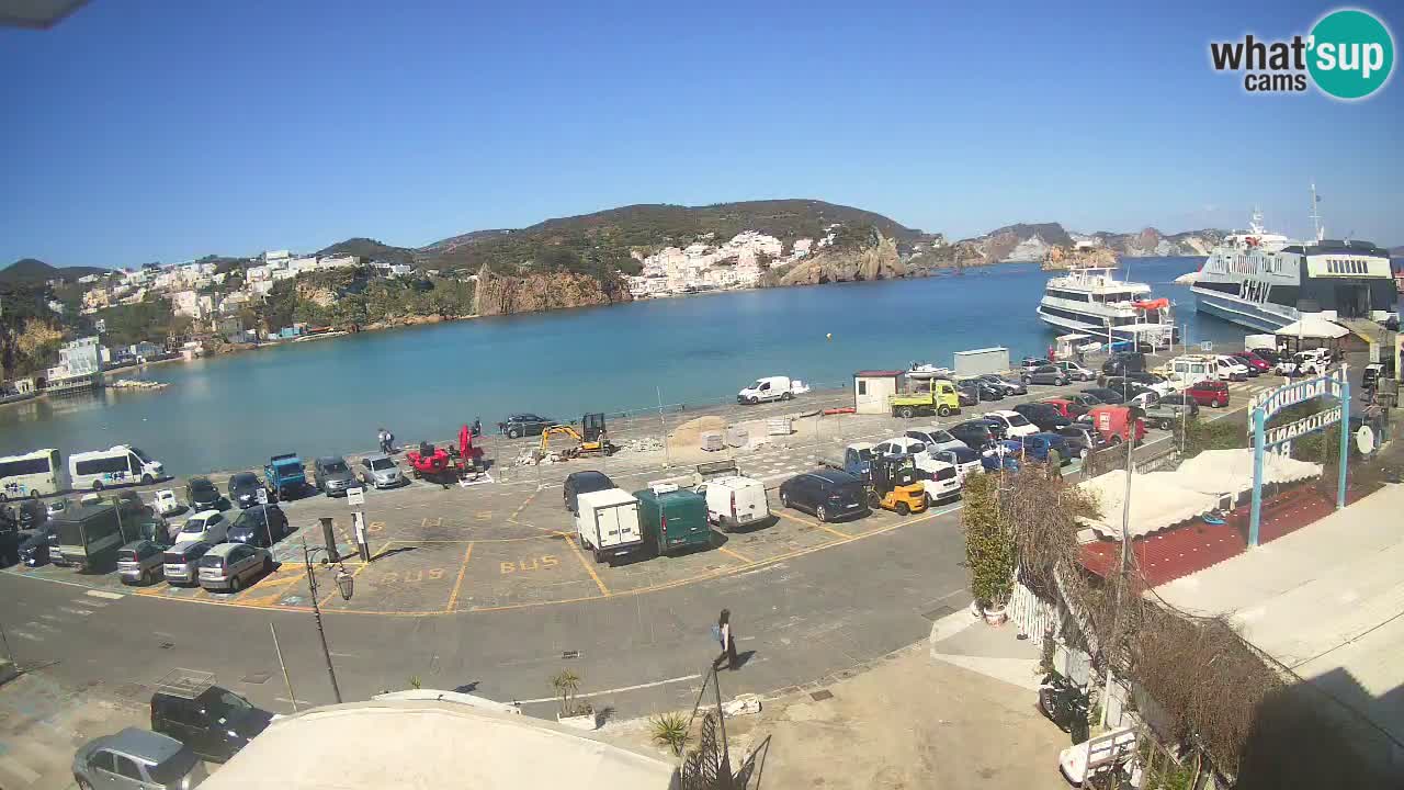 Pristanišče Ponza spletna kamera – Otok Ponza