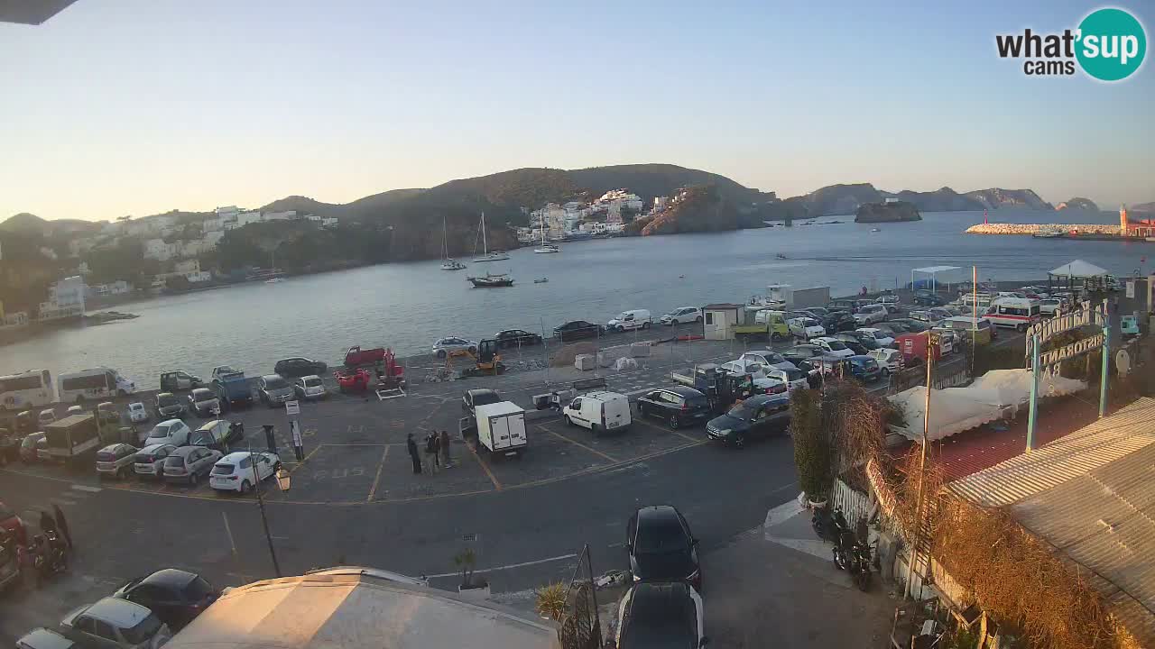 Insel Ponza Hafen webcam – Italien