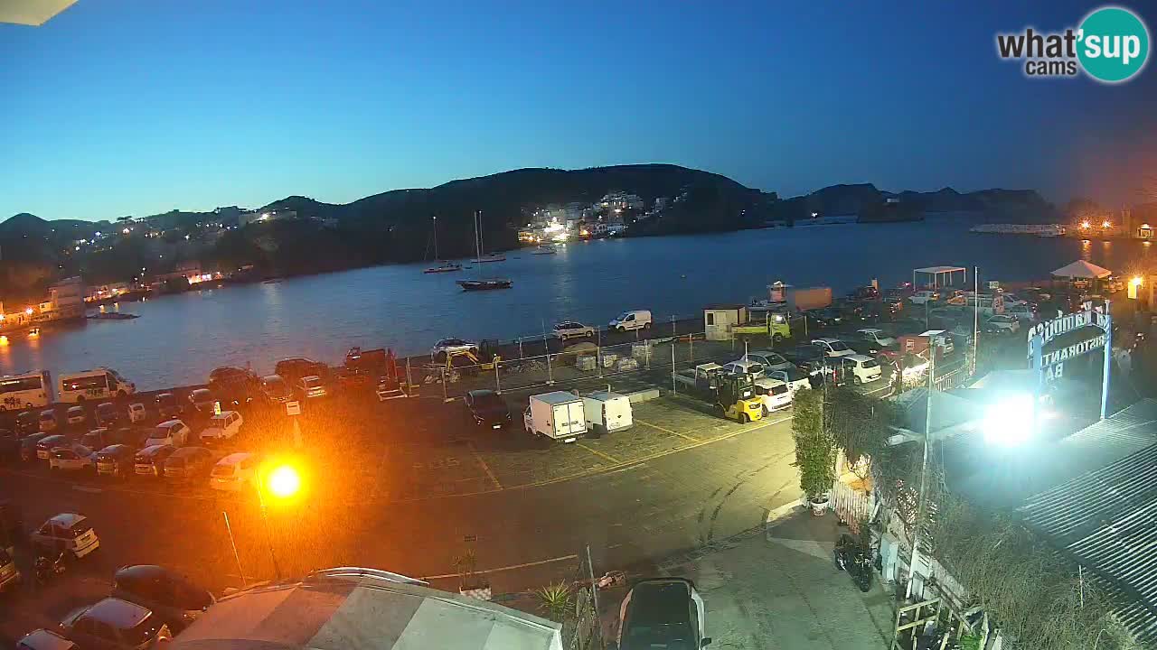 Pristanišče Ponza spletna kamera – Otok Ponza