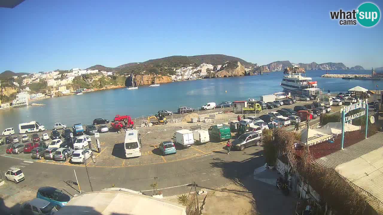 Insel Ponza Hafen webcam – Italien