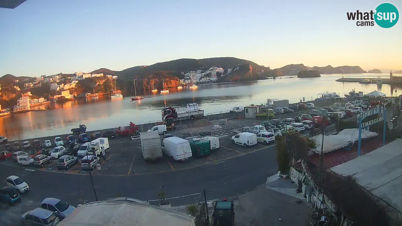 Web kamera luka Ponza – otok Ponza