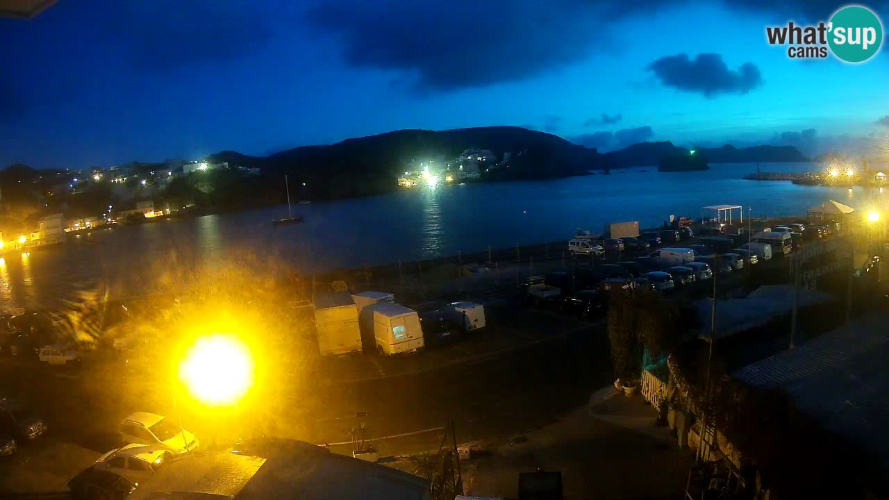 Insel Ponza Hafen webcam – Italien