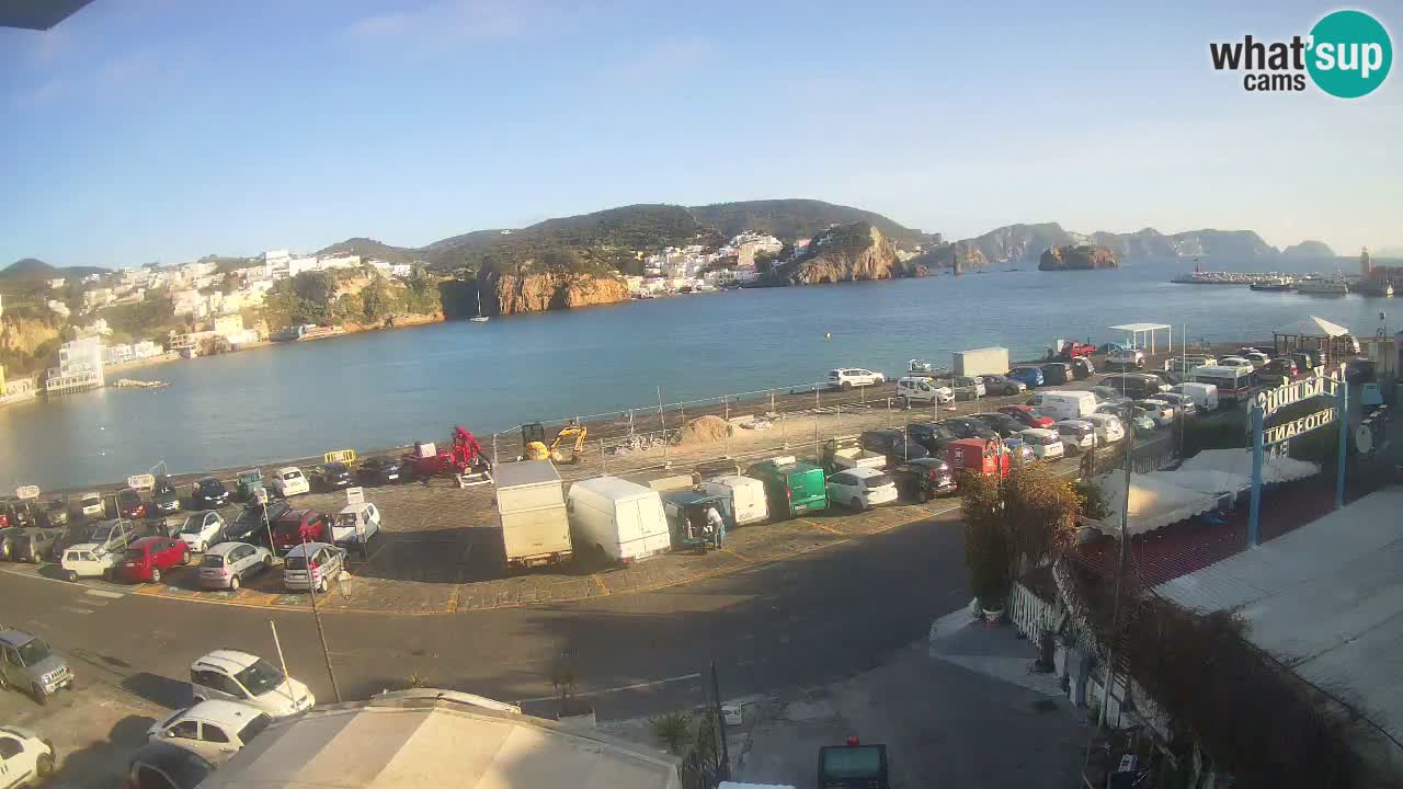 Insel Ponza Hafen webcam – Italien