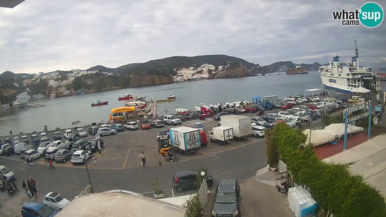 Pristanišče Ponza spletna kamera – Otok Ponza
